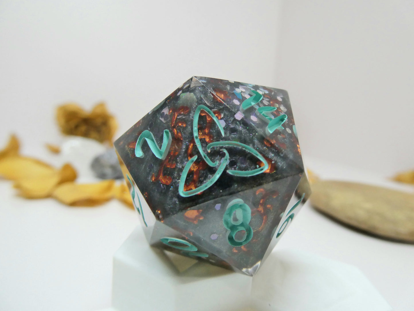 Derelict Mines Intricate Oversized d20
